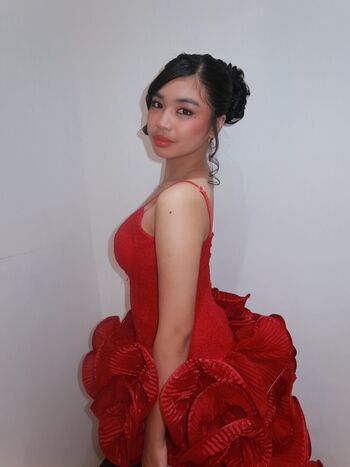 Full leaked Elara lyyy page private photo