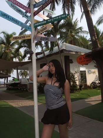 Full leaked Elara lyyy page private photo