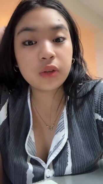 Full leaked Elara lyyy page private photo