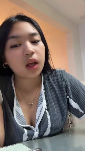 Full leaked Elara lyyy private photo