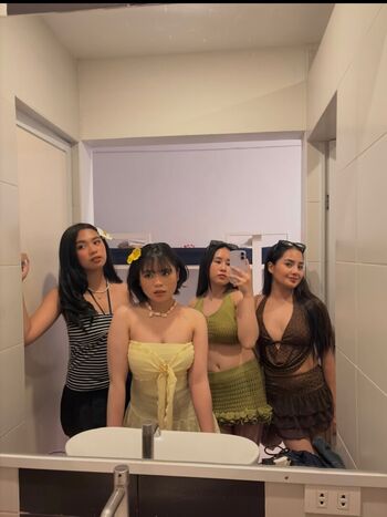 Full leaked Elara lyyy private photo