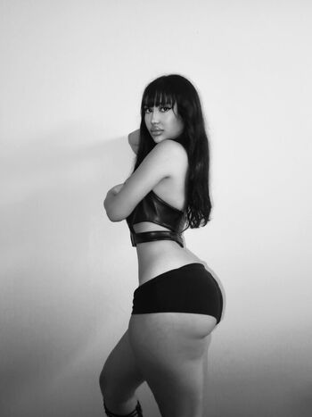 Full leaked Elara private photo