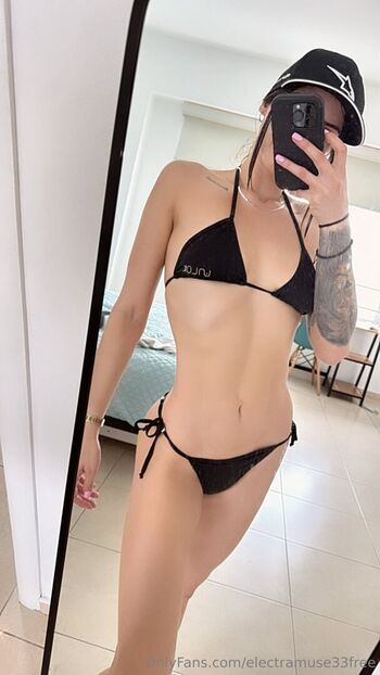 Full leaked Electramusefree private photo