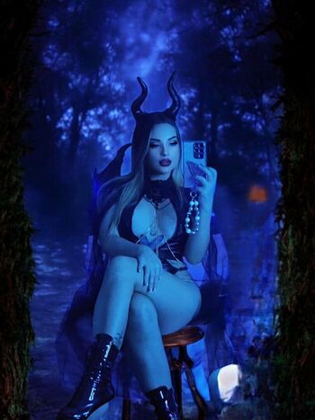 Full leaked Elektra ice private photo
