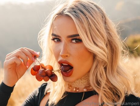 Full leaked Elena kamperi private photo