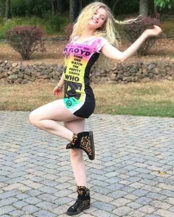 Full leaked Elena kampouris page private photo