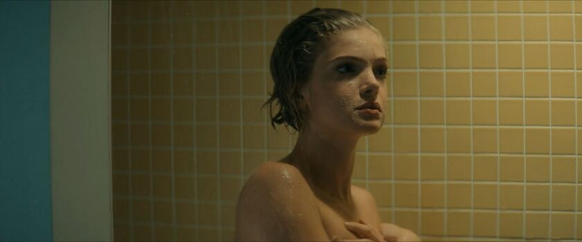 Full leaked Elena kampouris private photo