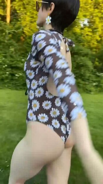 Full leaked Elena kampouris private photo