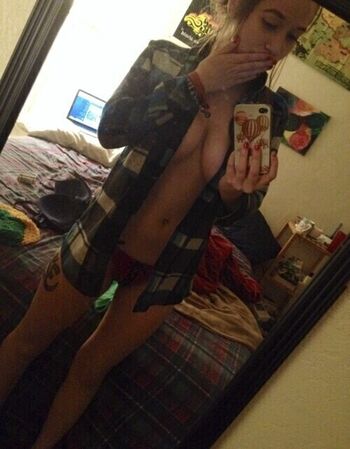 Full leaked Elenabbyxx private photo