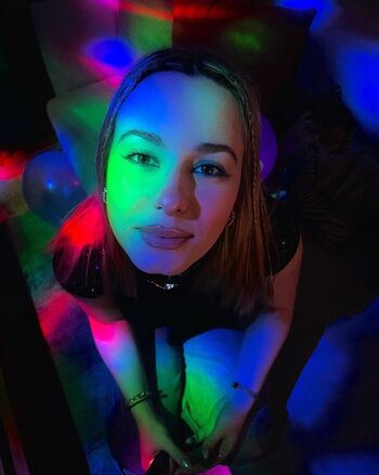 Full leaked Elenalagou private photo