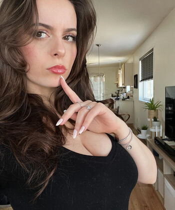eleni brunelle