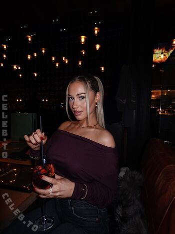 Full leaked Elianabajrami page private photo