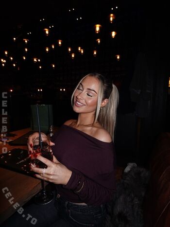 Full leaked Elianabajrami page private photo
