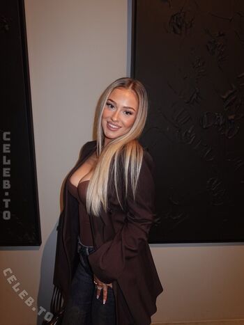 Full leaked Elianabajrami private photo