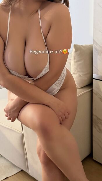 Full leaked Elif karaarslan private photo