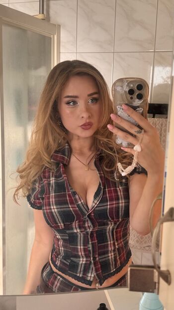Full leaked Elina twich private photo
