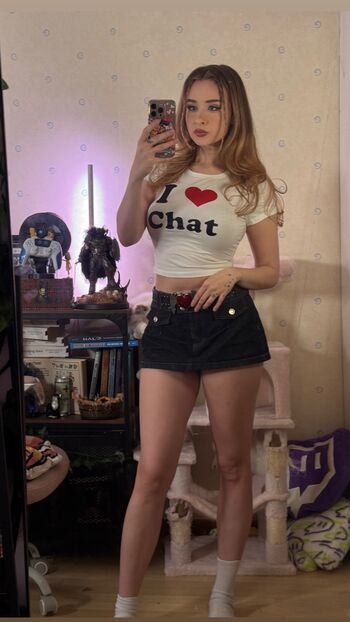 Full leaked Elina page private photo