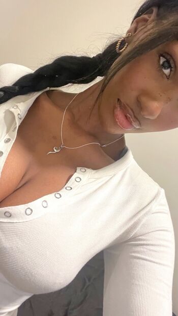 Full leaked Elinda san  page private photo