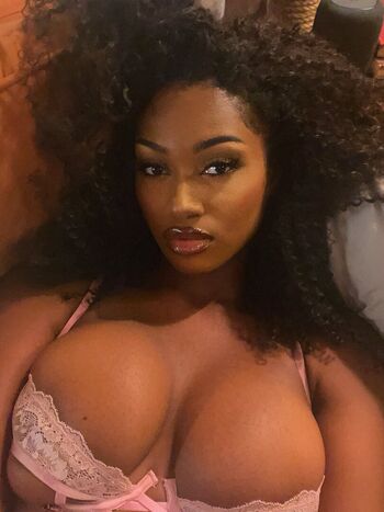 Full leaked Elindasan private photo