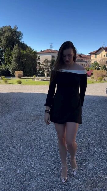 Full leaked Elisa santinon private photo