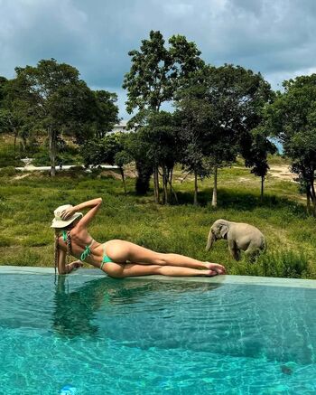 Full leaked Elisabeth rioux private photo