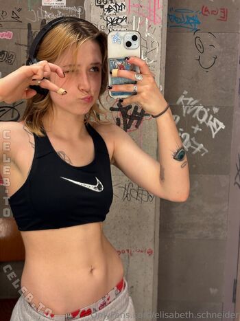 Full leaked Elisabeth schneider private photo