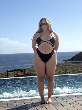 Full leaked Elise cptn private photo