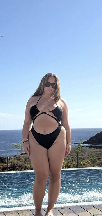 Full leaked Elise cptn private photo