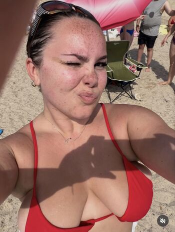 Full leaked Elise cptn private photo