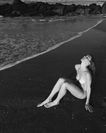 Full leaked Elise gosdschan private photo