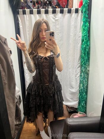 Full leaked Elise laurenne private photo
