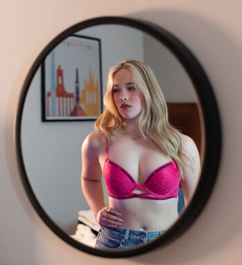 Full leaked Elise rae private photo