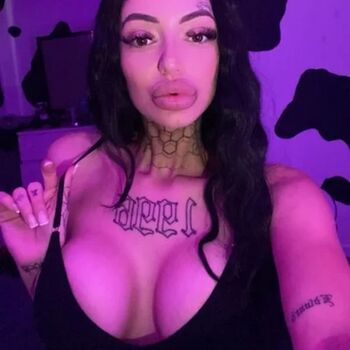 Full leaked Elise warren private photo