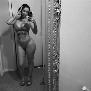Full leaked Elise warren private photo