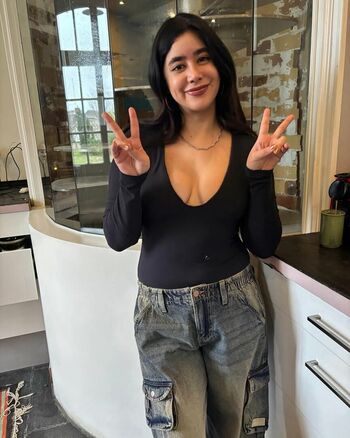 Full leaked Elisetran private photo