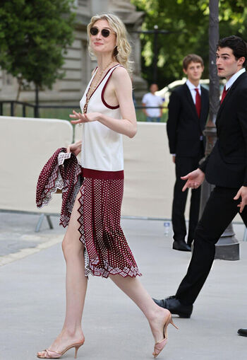 Full leaked Elizabeth debicki page private photo