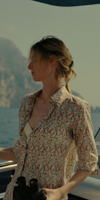 Full leaked Elizabeth debicki private photo