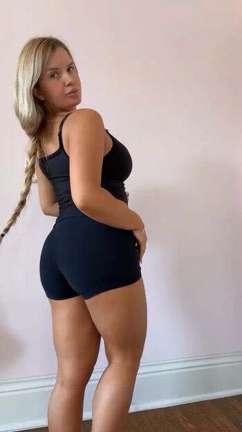 Full leaked Elizabeth m page private photo