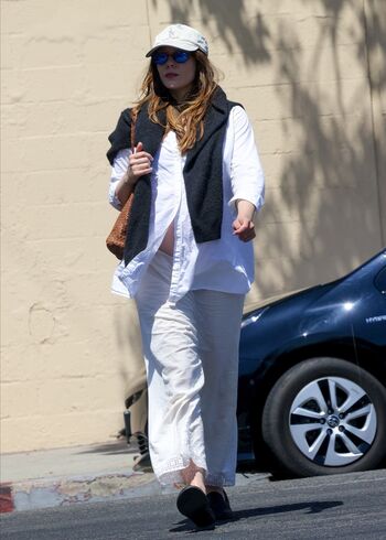 Full leaked Elizabeth olsen private photo