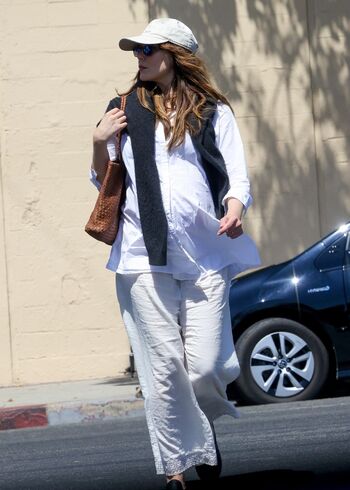 Full leaked Elizabeth olsen private photo