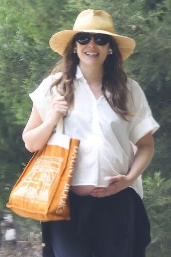 Full leaked Elizabeth olsen private photo