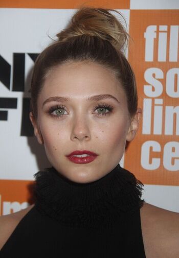 Full leaked Elizabeth olsen private photo