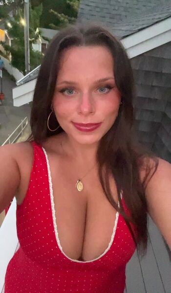 Full leaked Elizabeth owens page private photo