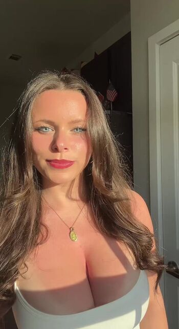 Full leaked Elizabeth owens private photo