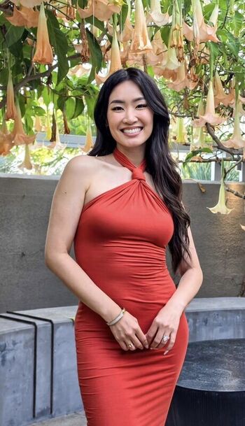Full leaked Elizabeth tran private photo