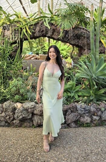 Full leaked Elizabeth tran private photo