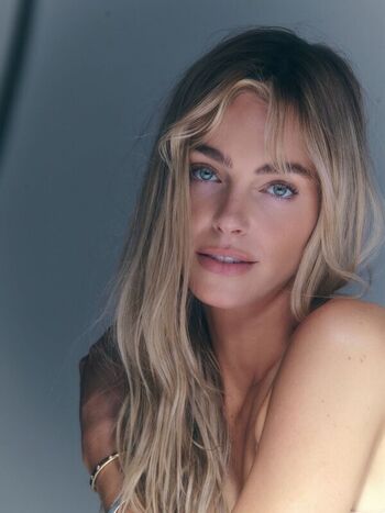 Full leaked Elizabeth turner private photo