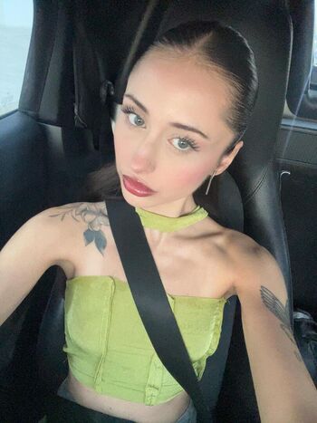 Full leaked Elizabethlynn private photo
