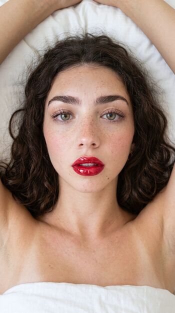 Full leaked Elizabrowne private photo