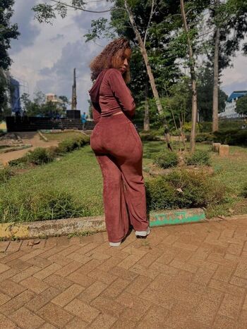 Full leaked Elizar kimani private photo